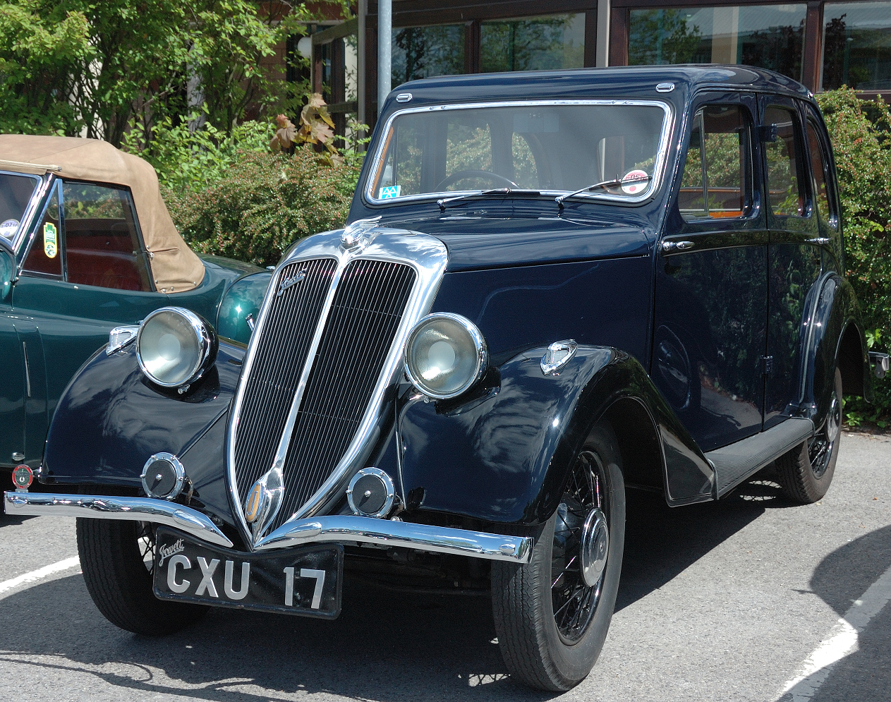 1936 Jowett Ten Jason --1166 cc side-valve flat four, saloon (Jupiter, Jason, Plover and Peregrine), van, 1881 produced 1936–1940, Twin carburettors up to 1937.